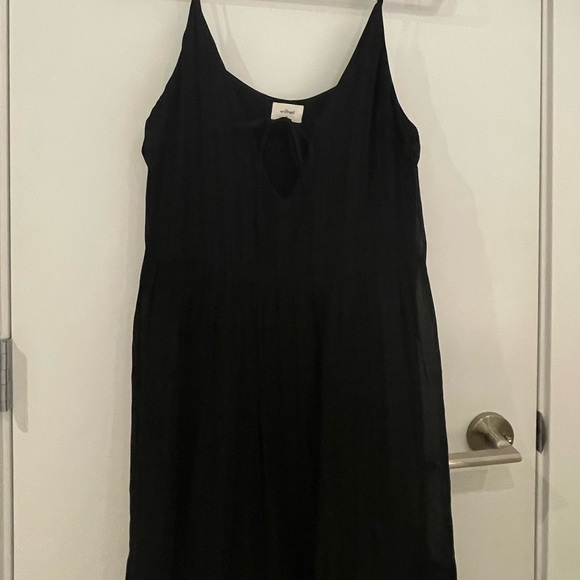 Wilfred Black Maxi Dress - Picture 4 of 9